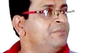 নির্বাচন নিয়ে ডাল মে কুচ কালা হ্যায়